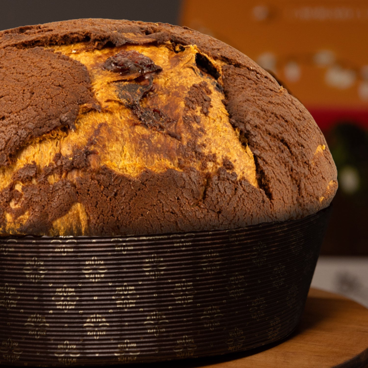 &quot;Casetta&quot; Panettone con Cioccolato e Albicocca